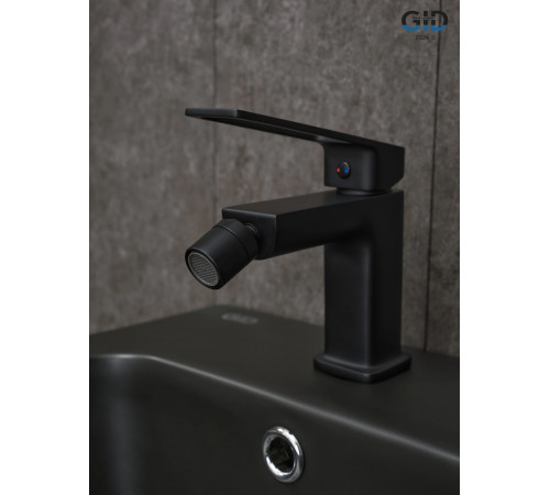 Смеситель Gid для биде Niagara L057-BM-B L057BMB черный матовый